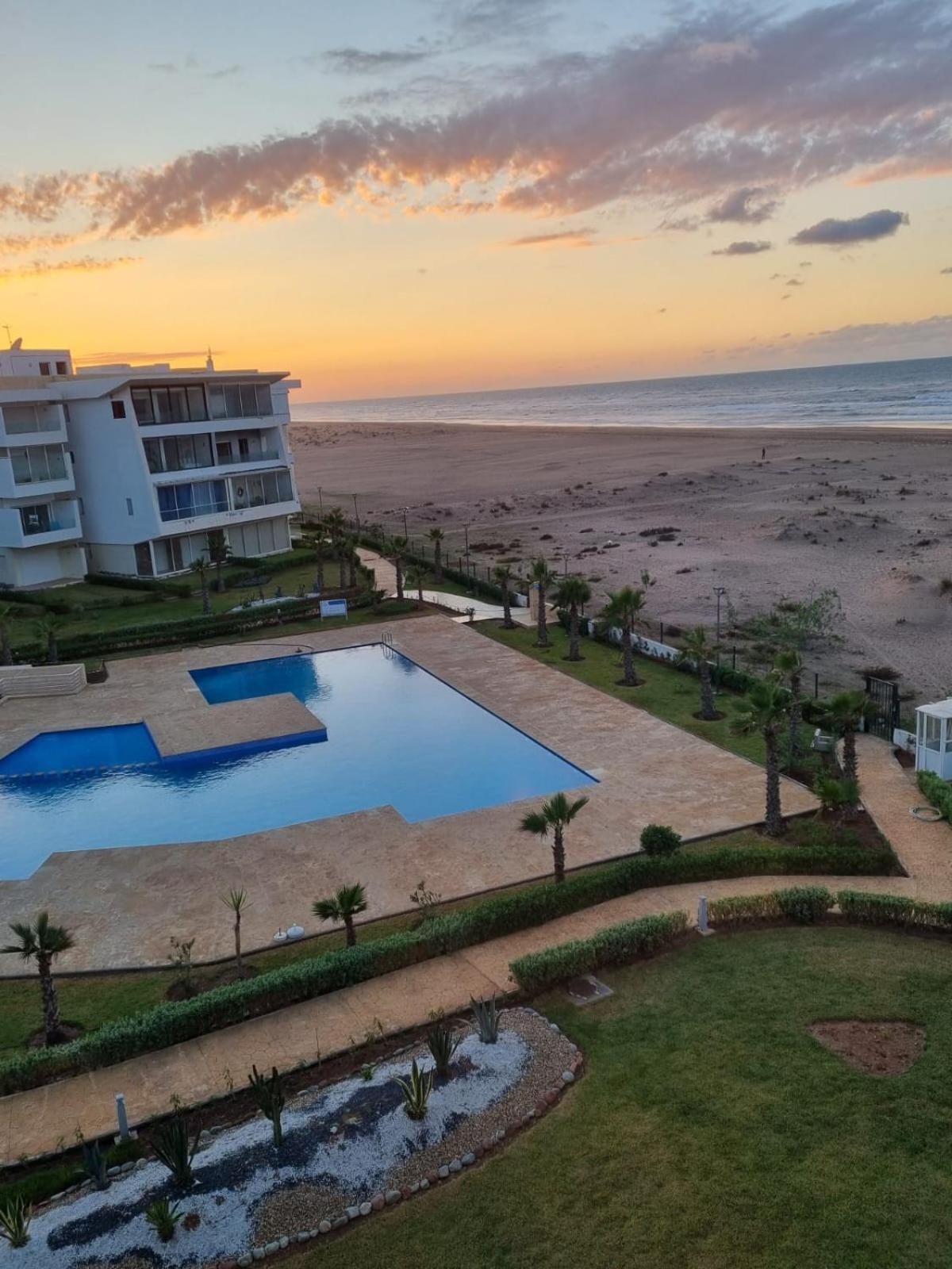 Sidi Rahal Blue View, Beachfront Wide Seaview With Pool Экстерьер фото